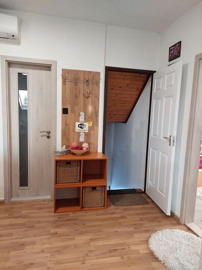 Nagcsalados Rozsa Apartman バラトンレッレ エクステリア 写真