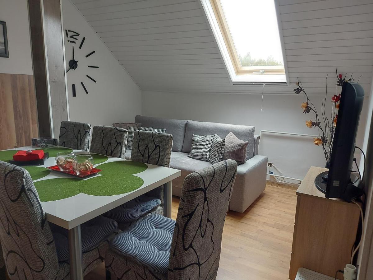 Nagcsalados Rozsa Apartman バラトンレッレ エクステリア 写真